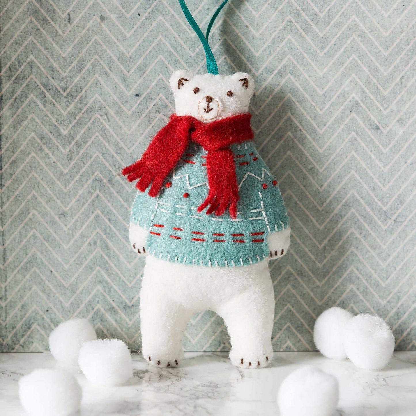 Corinne Lapierre Limited - Polar Bear Felt Craft Mini Kit