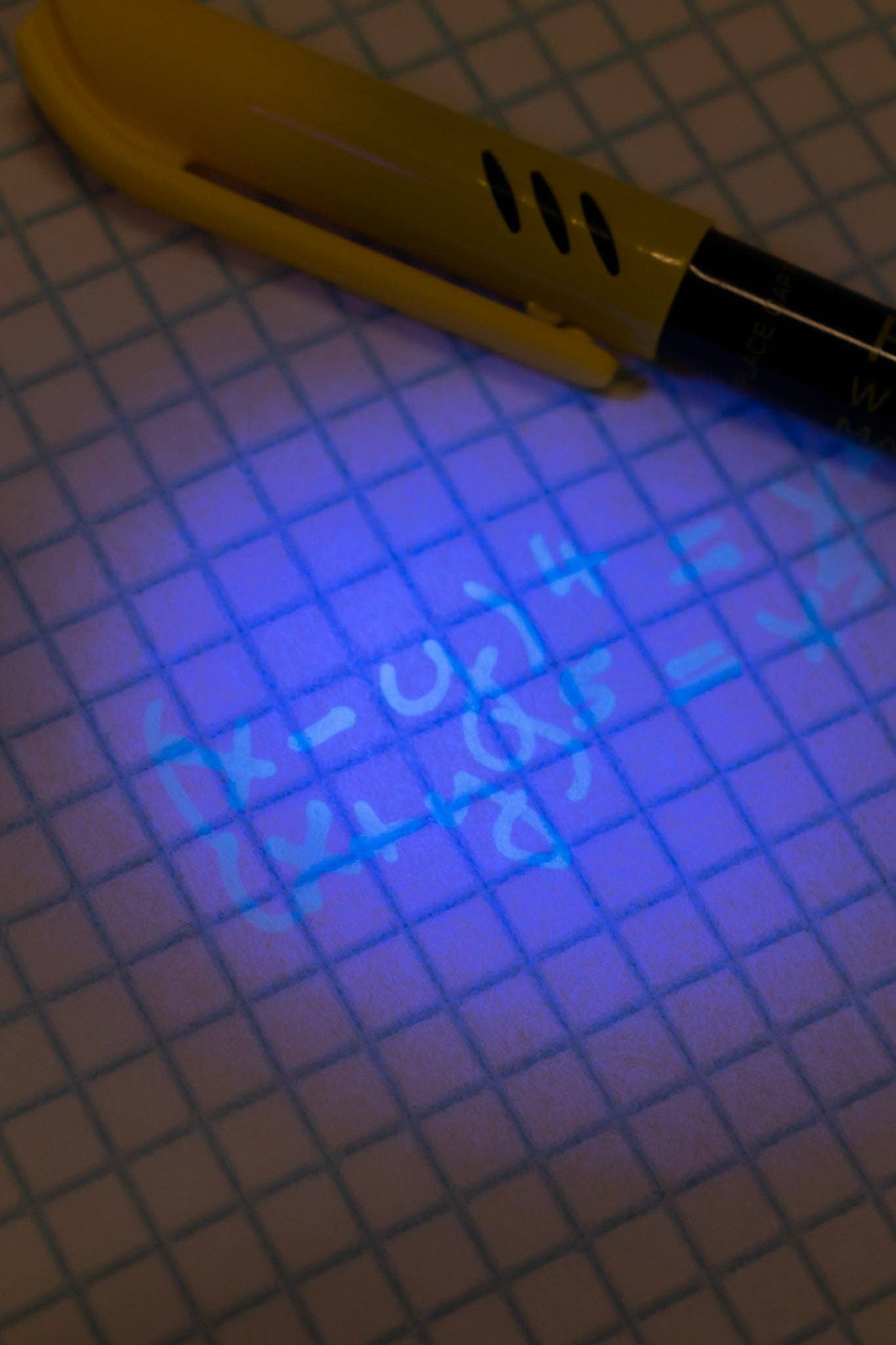 Stemcell Science Shop - Invisible Ultraviolet Marker