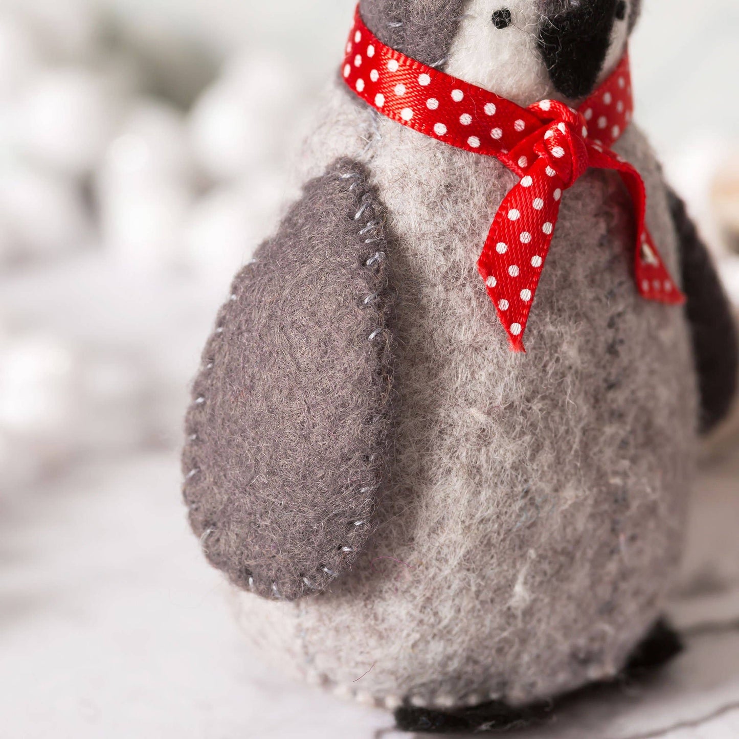 Corinne Lapierre Limited - Baby Penguins Felt Craft Kit