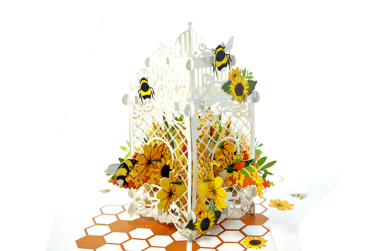 Wonder Paper Art - Bees 3D pop up Card