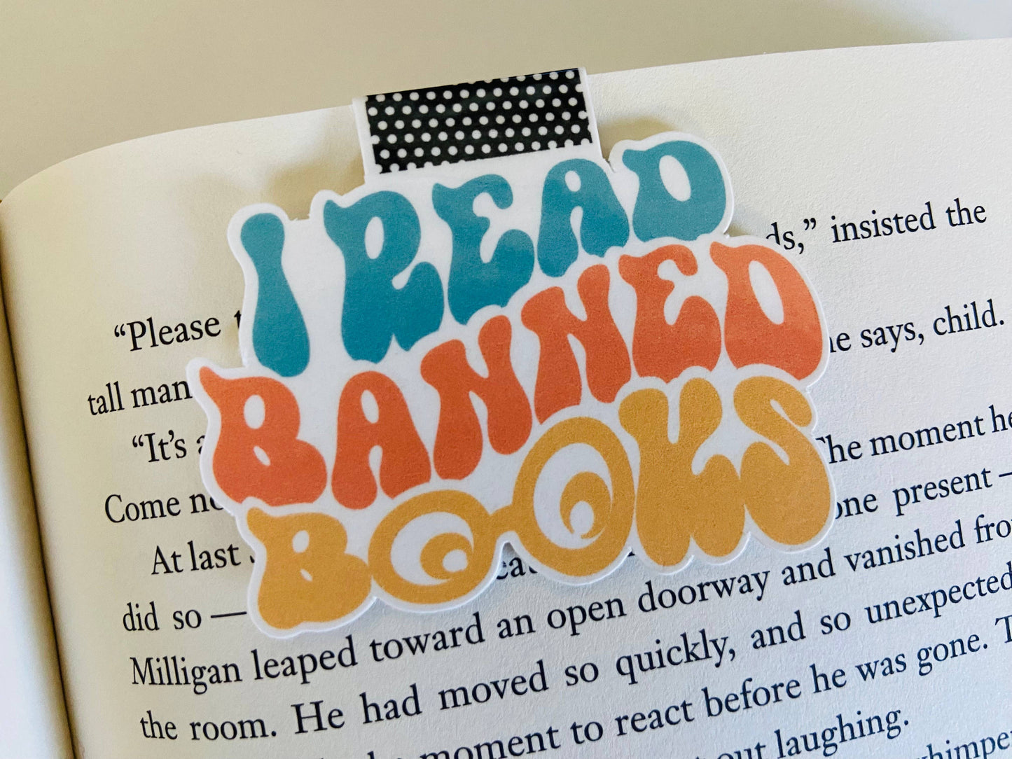 I Read Banned Books - Magnetic Bookmark  2.0 x 2.0. Perfect Teacher Gift!